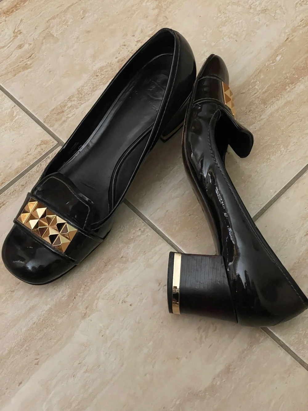 Tory Burch Black Leather chunky heel shoe